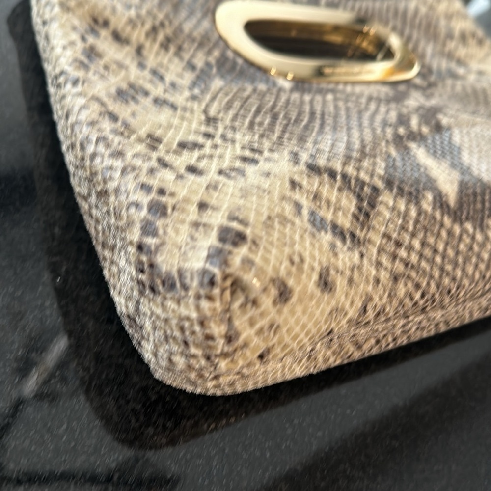 Python embossed clutch - Picture 5 of 7